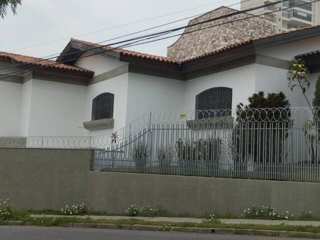 #566 - Casa para Venda em Sorocaba - SP - 2